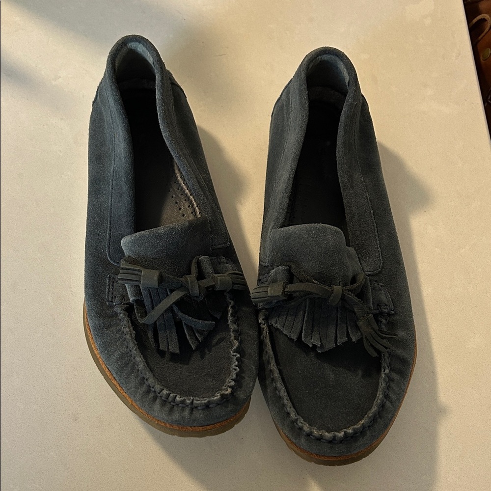 Ben Sherman suede tasseled loafers size 43 gently used barn shoes